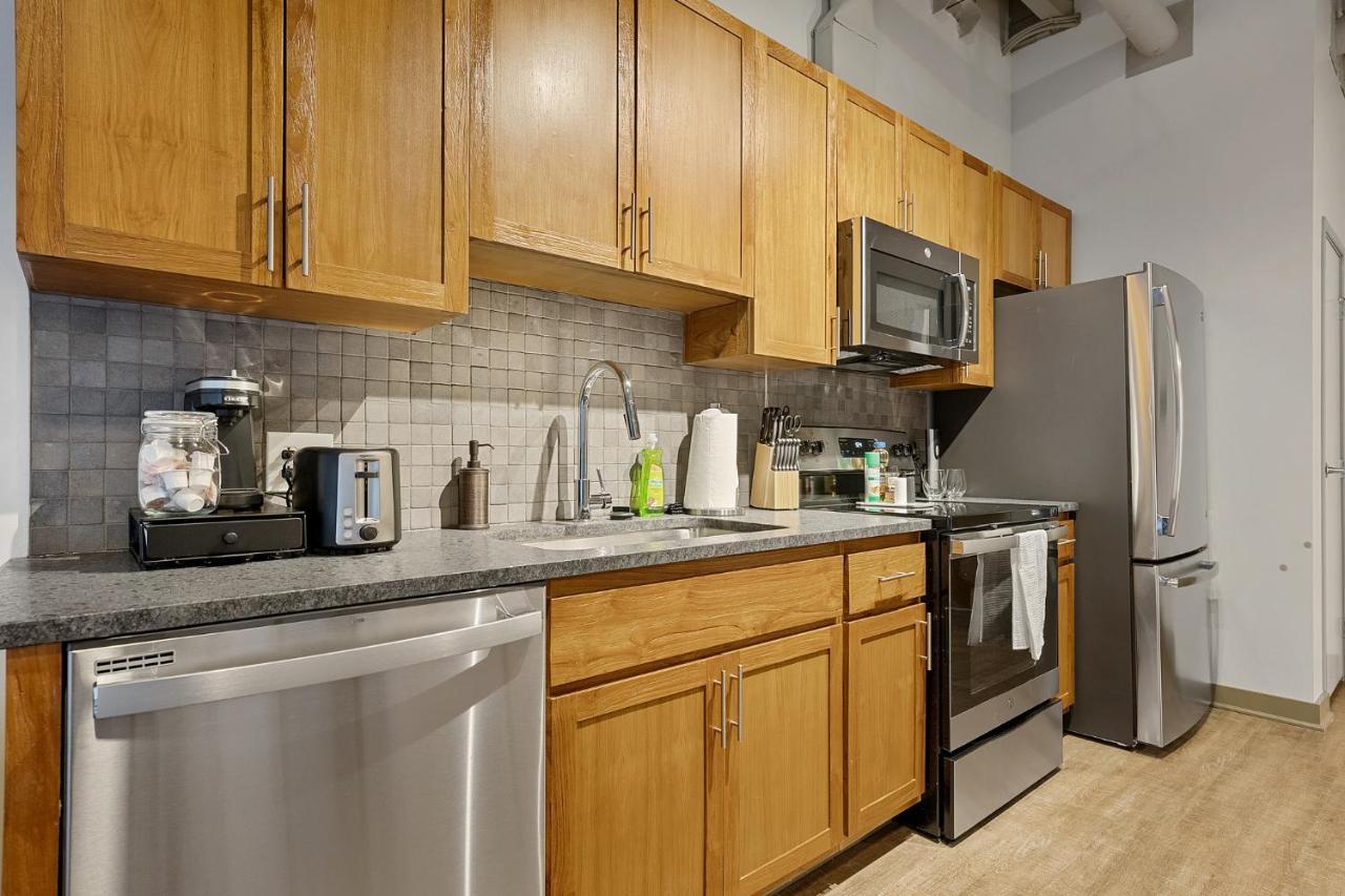 Brooklyn Style Studio Loft Minutes From Firstenergy Stadium 210 Кливленд Экстерьер фото